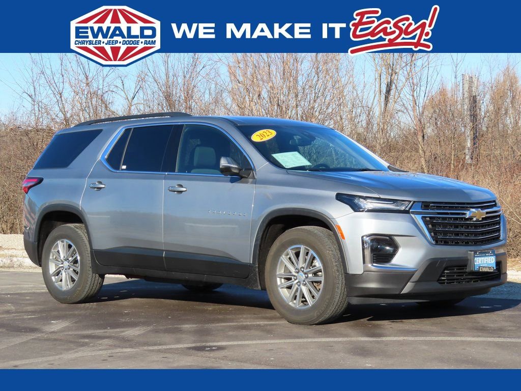 Used 2023 Chevrolet Traverse LT image 1