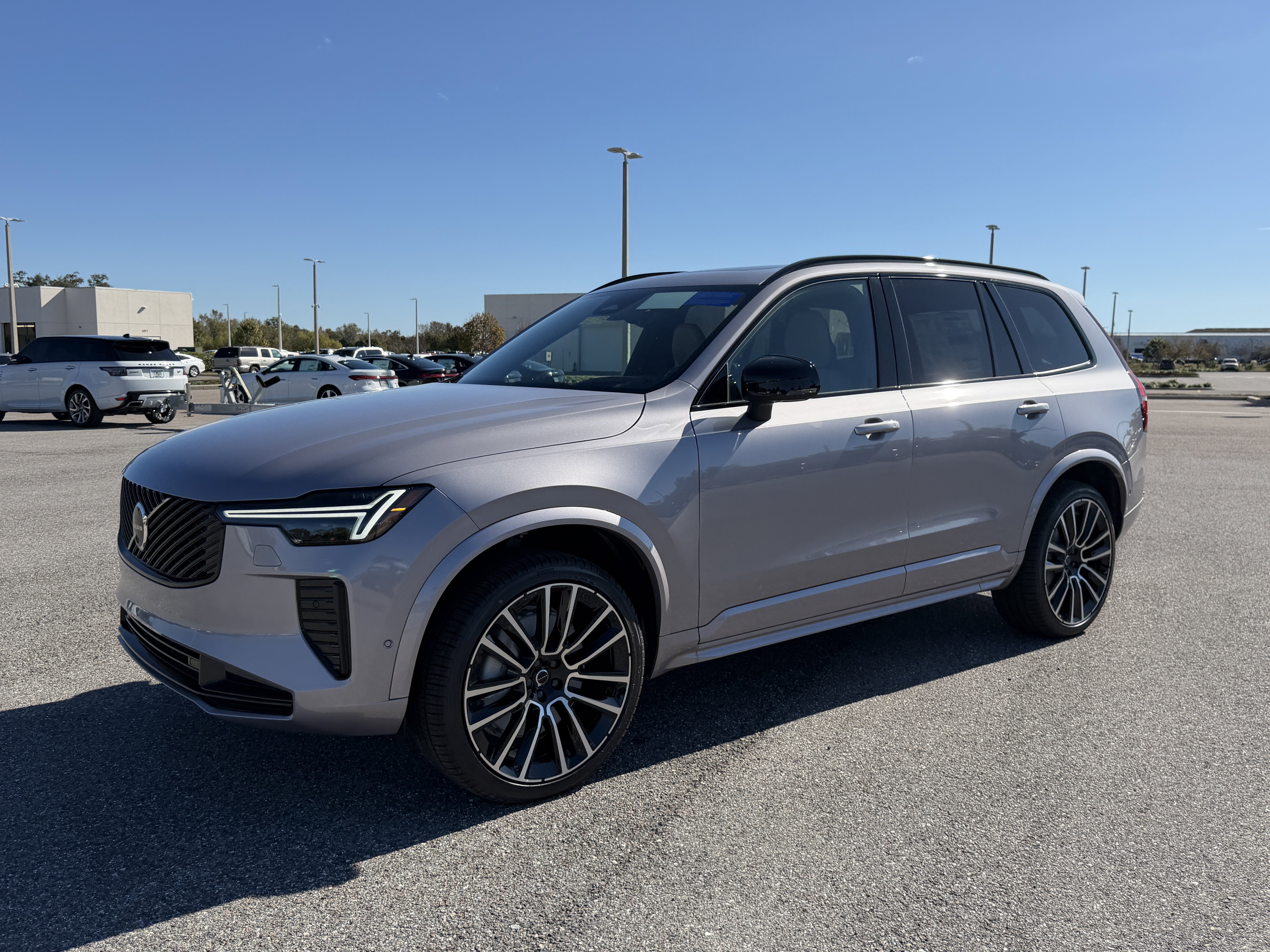 New 2026 Volvo XC90 B6 Ultra w/ Lounge Package image 7