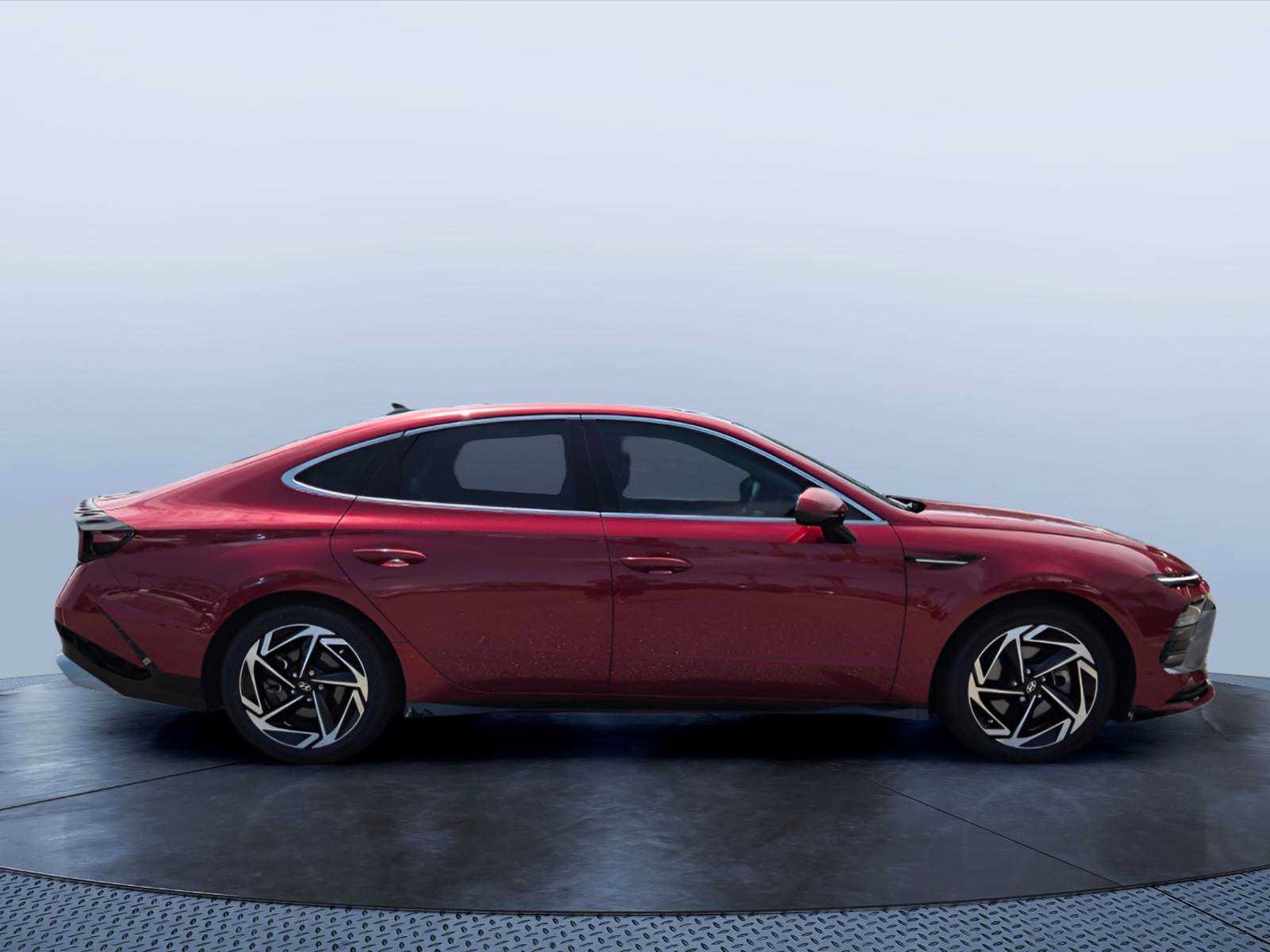 Used 2024 Hyundai Sonata SEL w/ Convenience Package FWD image 3