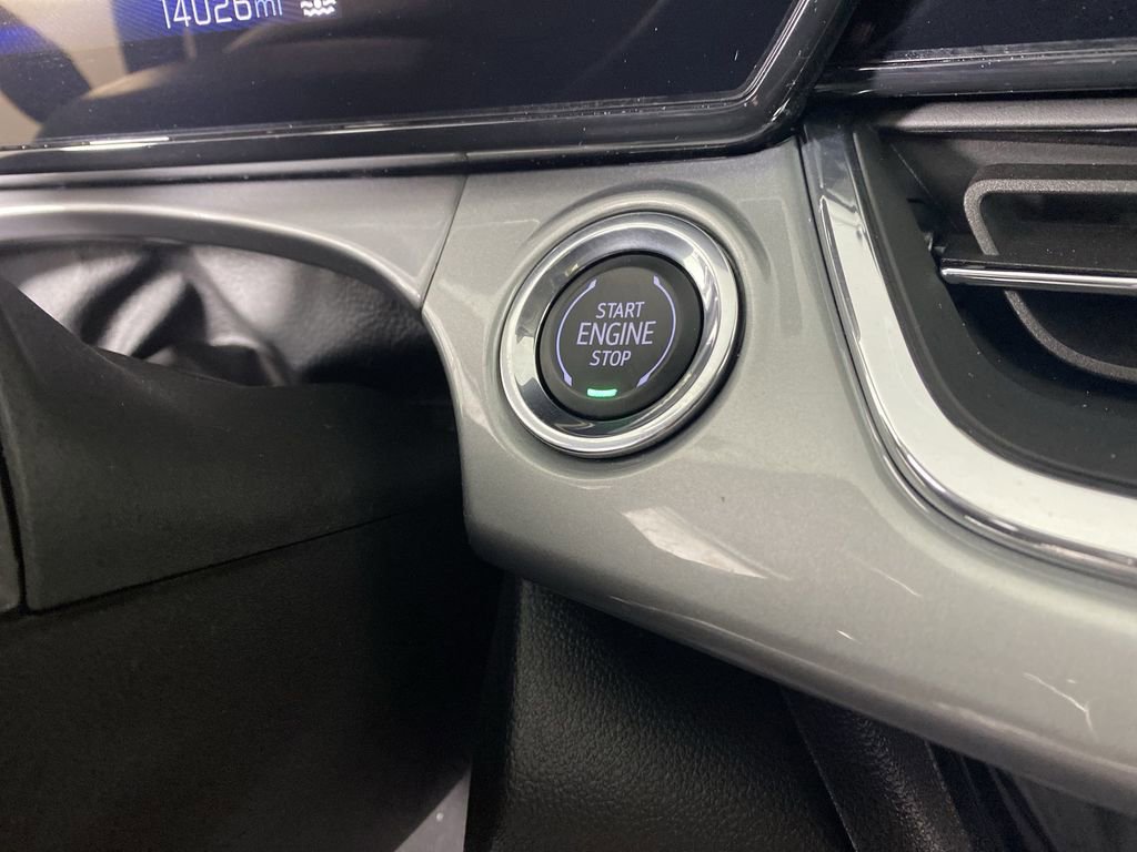 Certified 2025 Chevrolet Trax LT w/ Driver Confidence Package image 19