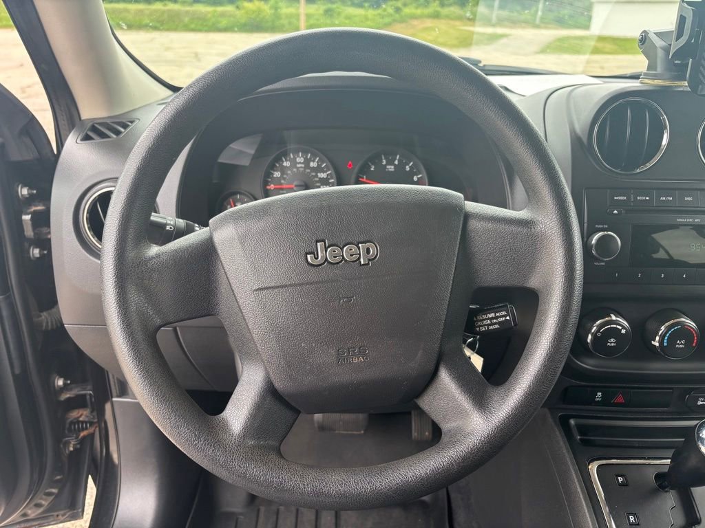 Used 2010 Jeep Patriot Sport AWD/4WD image 17