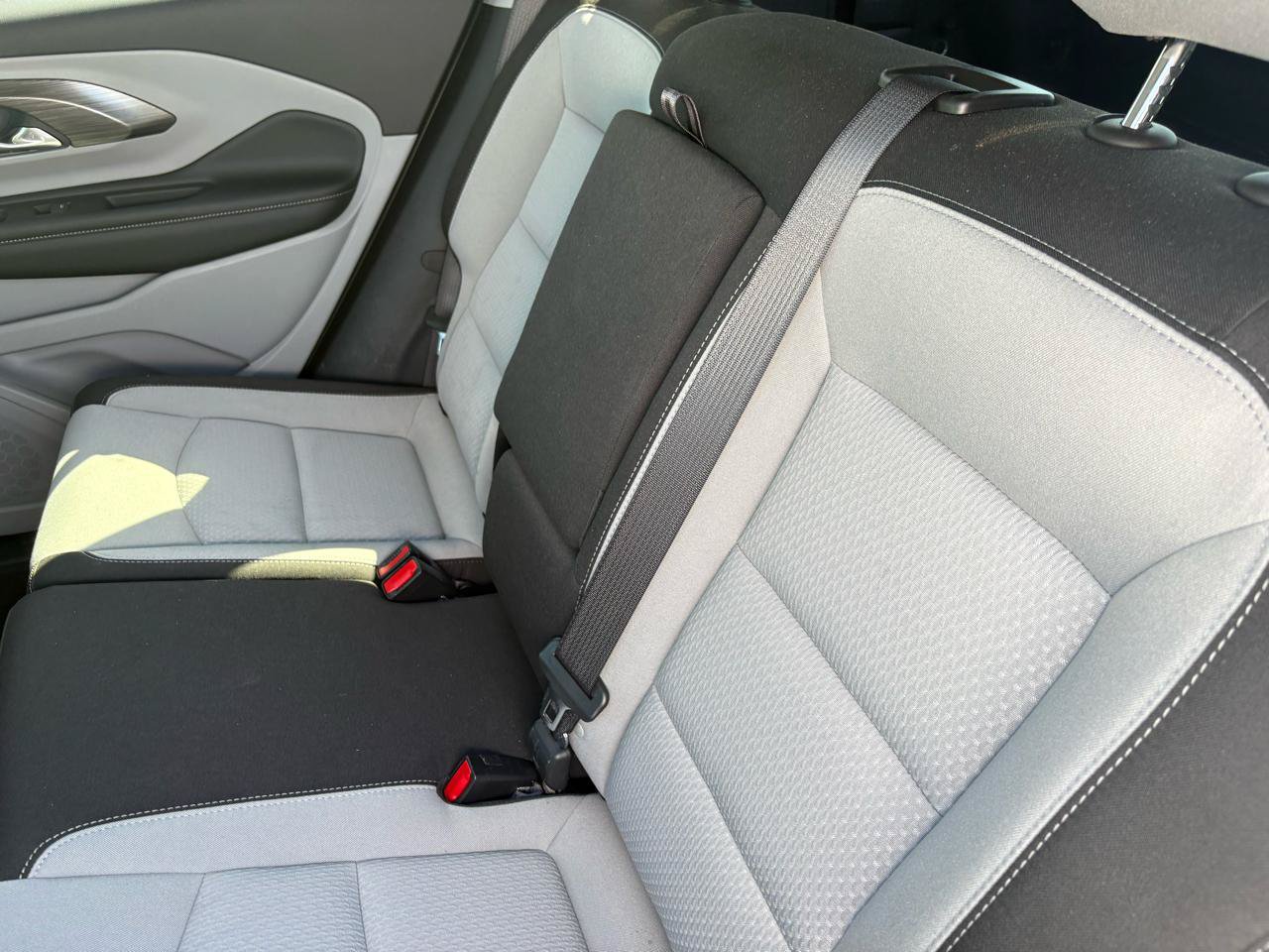 Used 2024 GMC Terrain SLE w/ Driver Convenience Package AWD/4WD image 35