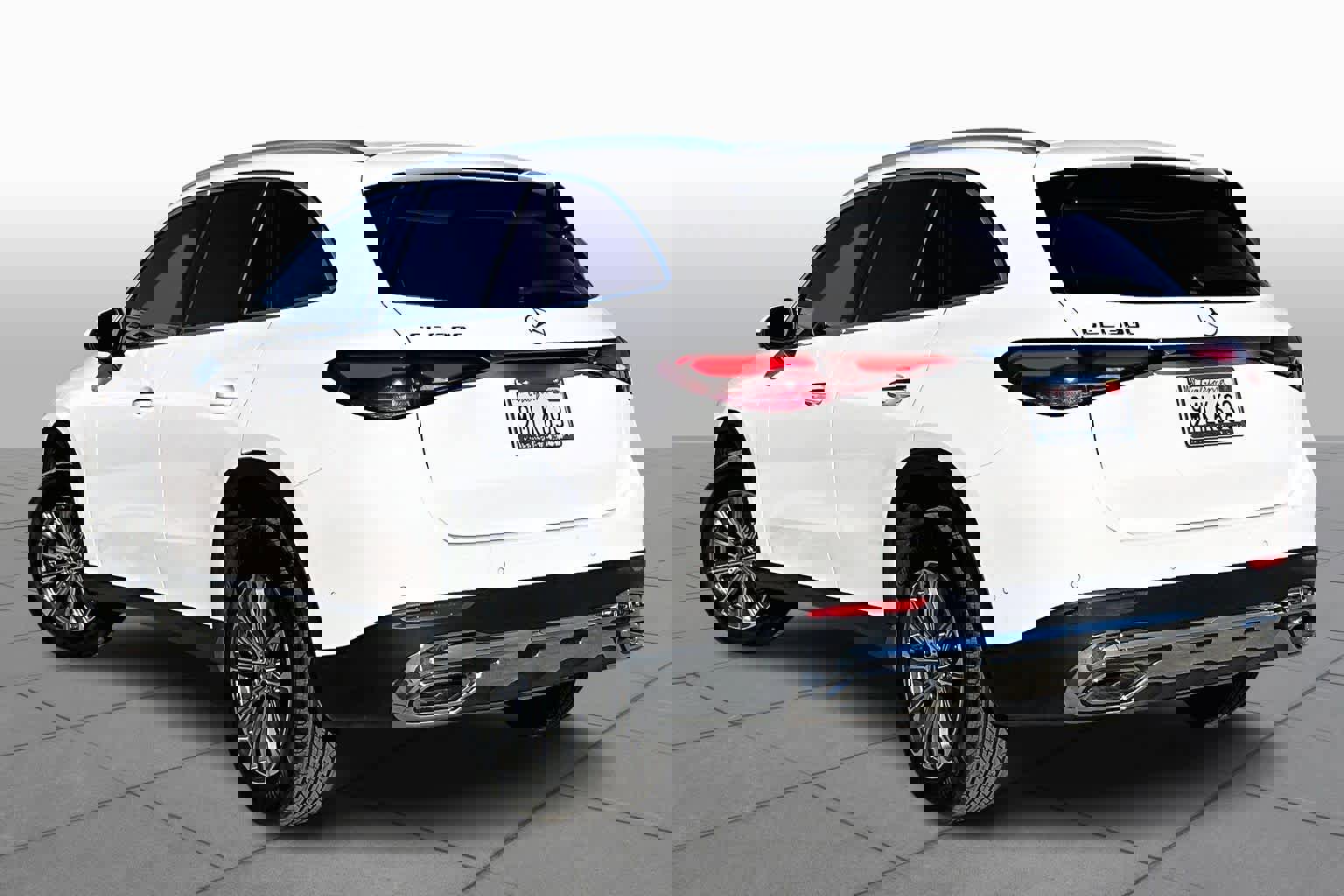 Used 2024 Mercedes-Benz GLC 300 image 11