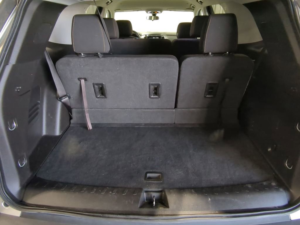 Used 2019 Chevrolet Traverse LS FWD image 35