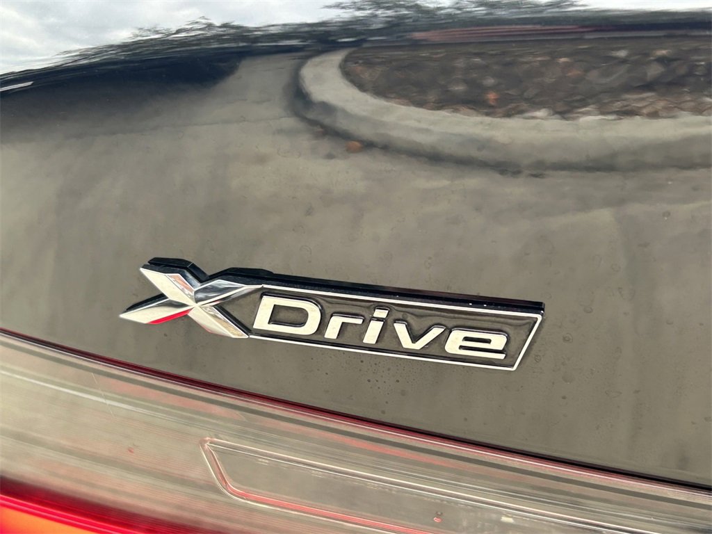 Used 2025 BMW 330i xDrive Sedan image 13