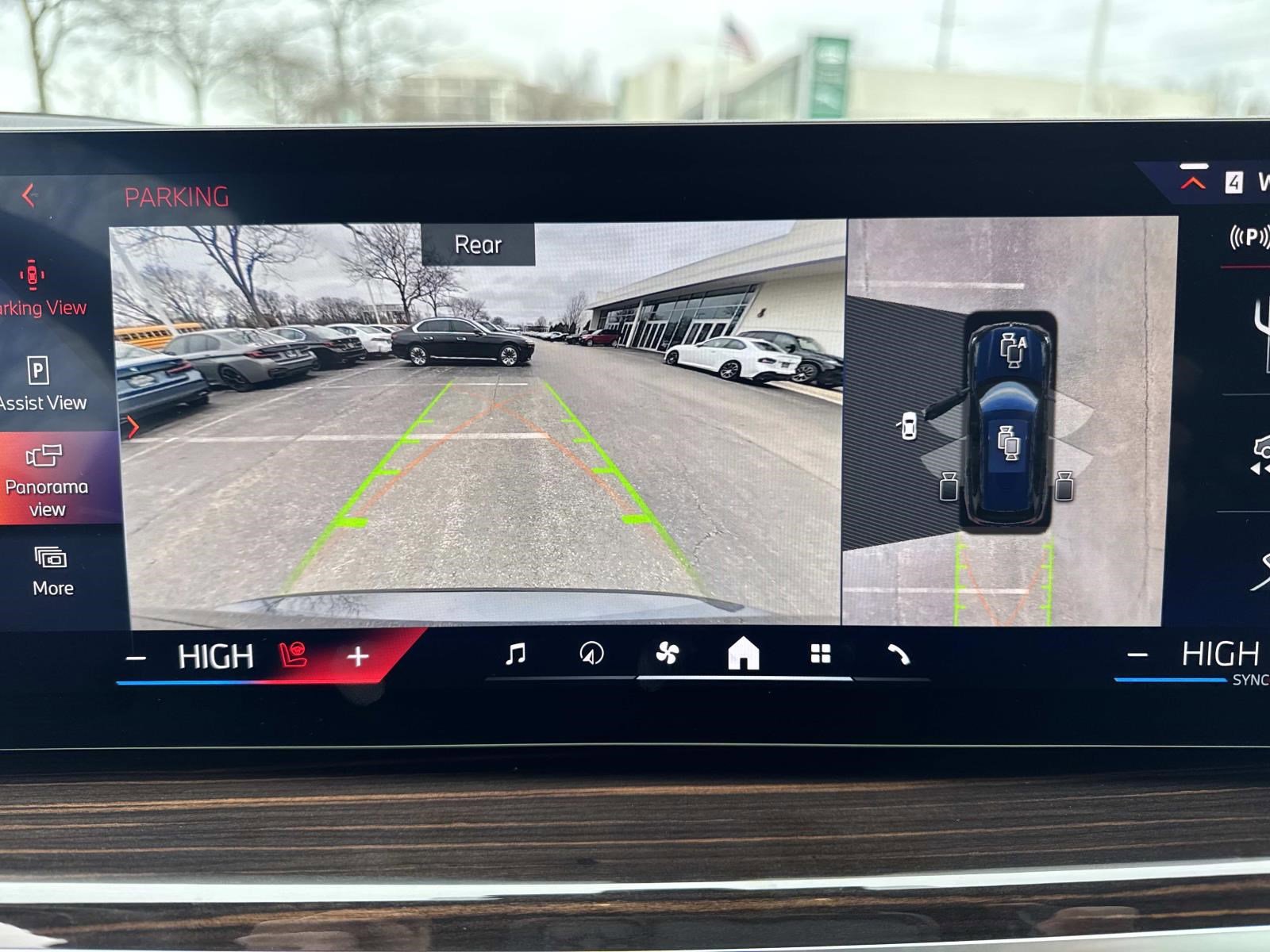 Certified 2026 BMW X5 xDrive50e w/ M Sport Package image 25