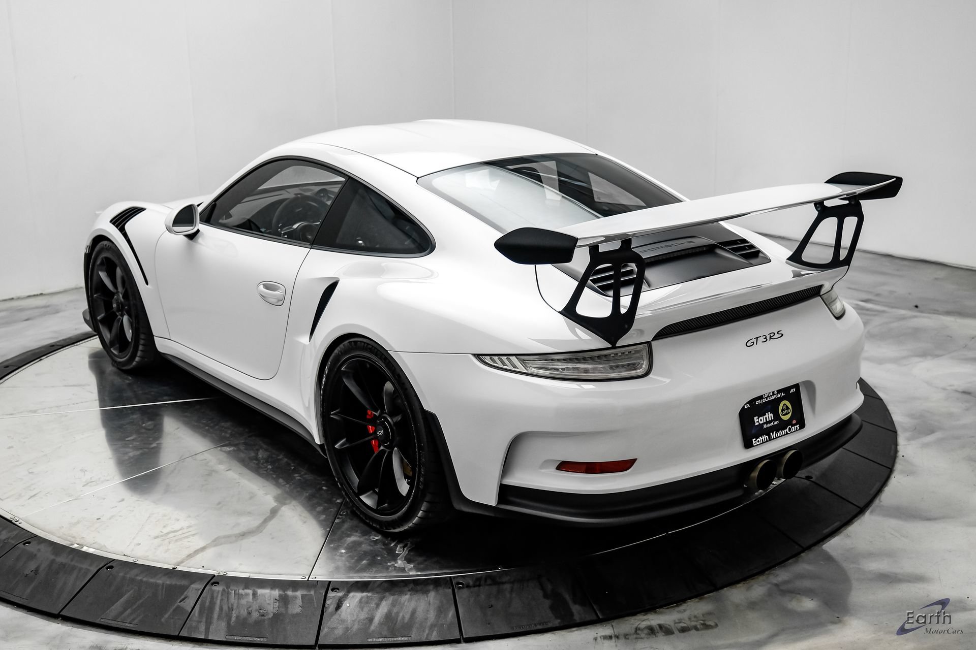 Used 2016 Porsche 911 GT3 RS RWD image 14