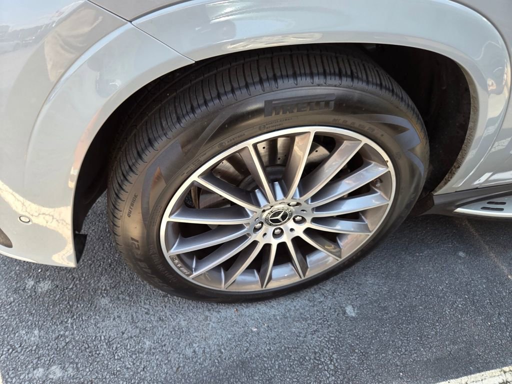 Used 2024 Mercedes-Benz GLE 350 4MATIC image 6