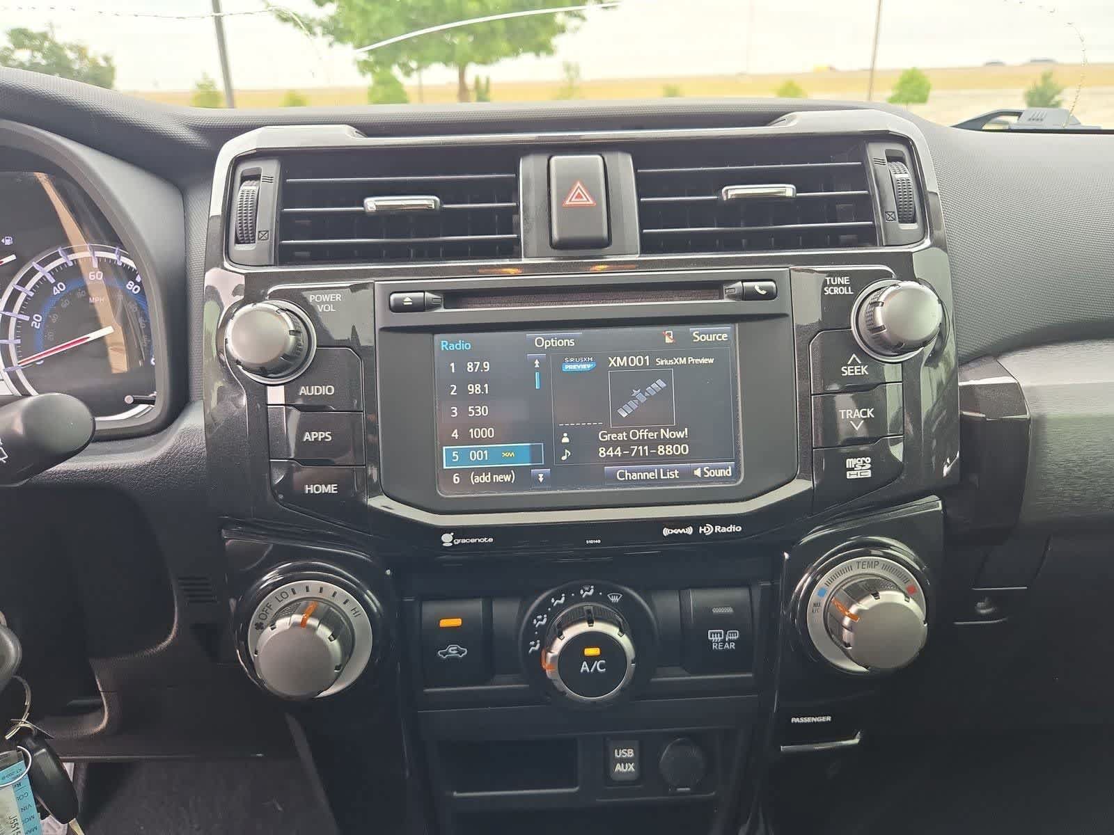 Used 2018 Toyota 4Runner TRD Off-Road Premium AWD/4WD image 28