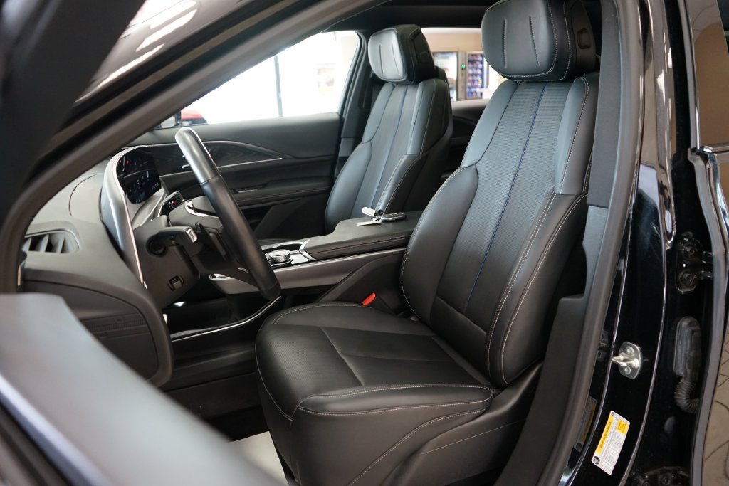 Used 2024 Cadillac Lyriq Sport w/ LPO, Floor Liner Package AWD/4WD image 2