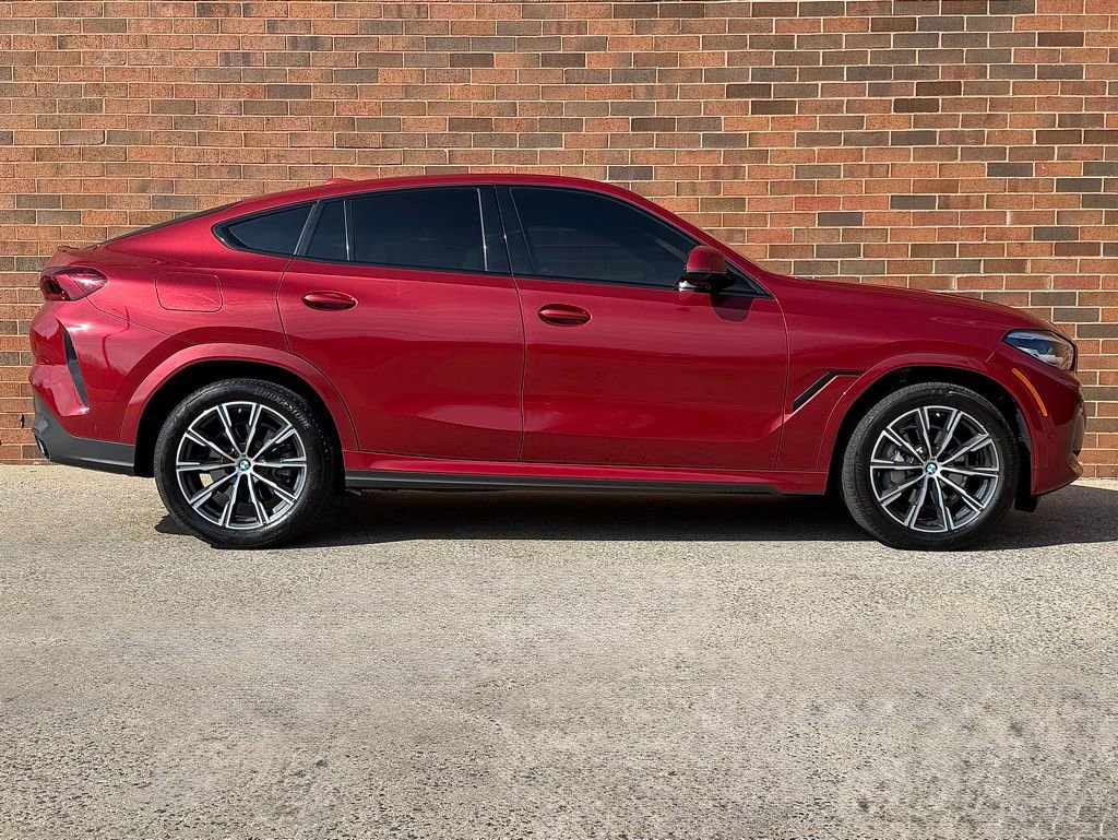Used 2023 BMW X6 xDrive40i w/ M Sport Package image 8