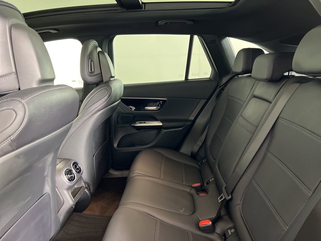 Certified 2025 Mercedes-Benz GLC 300 4MATIC image 14