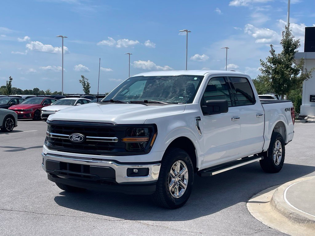 Used 2025 Ford F150 XLT w/ Equipment Group 301A Standard AWD/4WD image 4