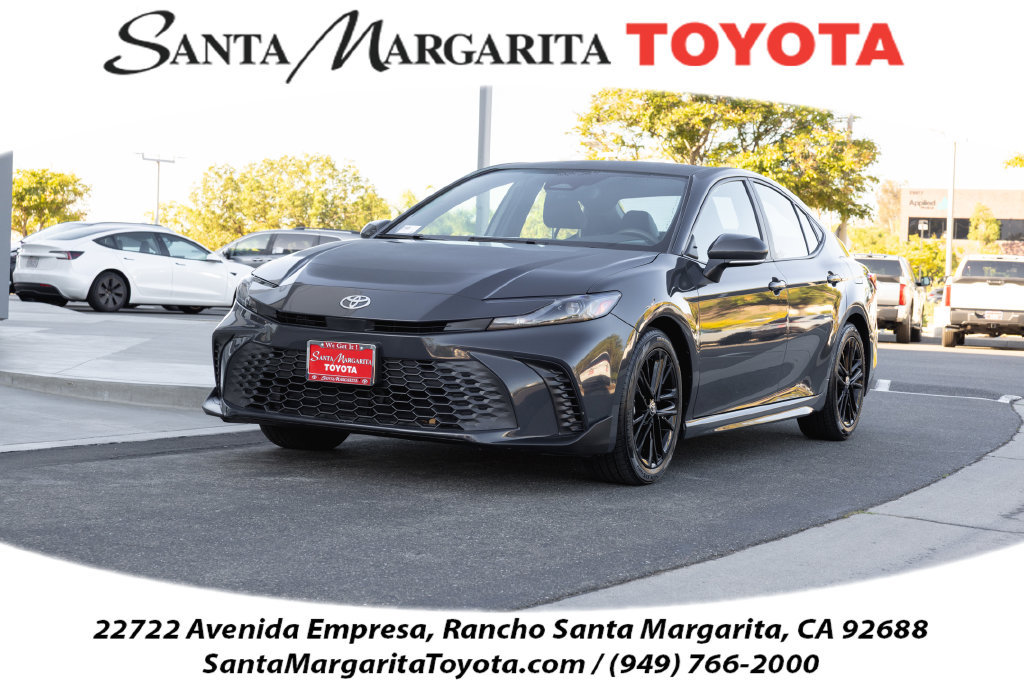 Certified 2025 Toyota Camry SE w/ Convenience Package FWD image 1