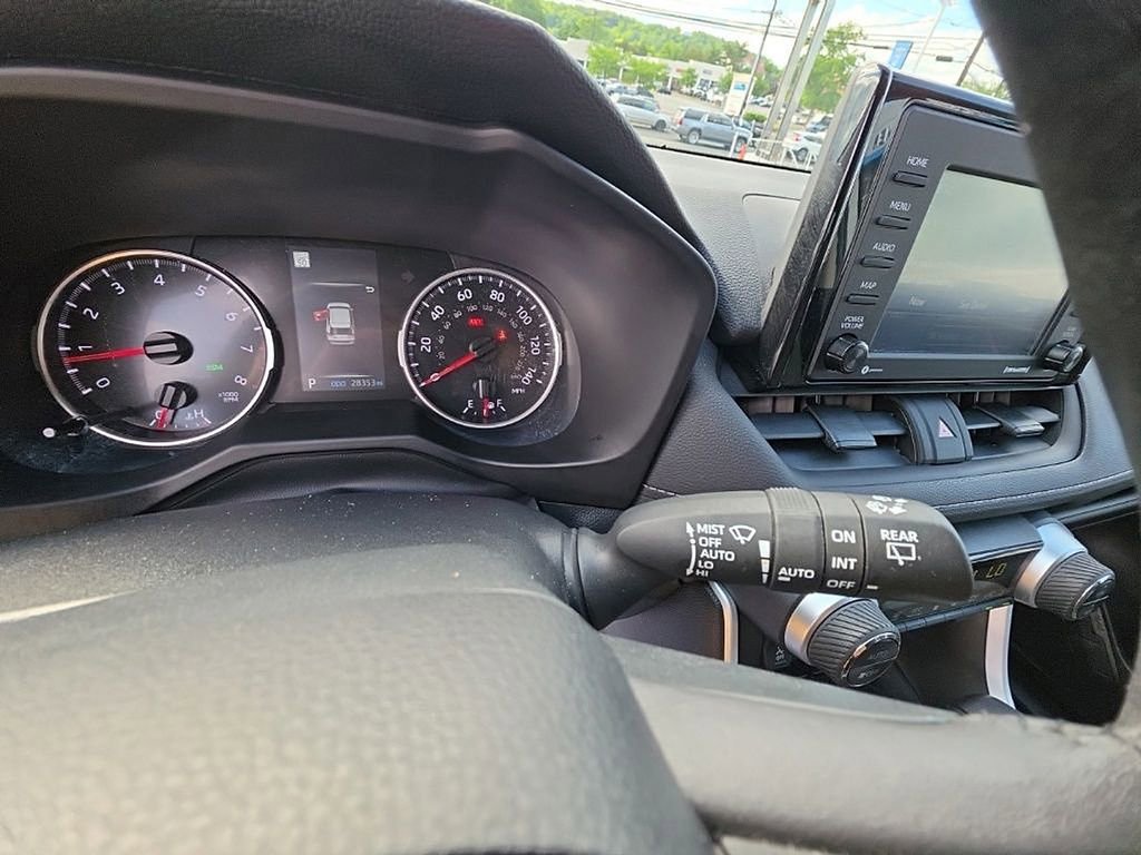Used 2022 Toyota RAV4 XLE w/ Convenience Package AWD/4WD image 15