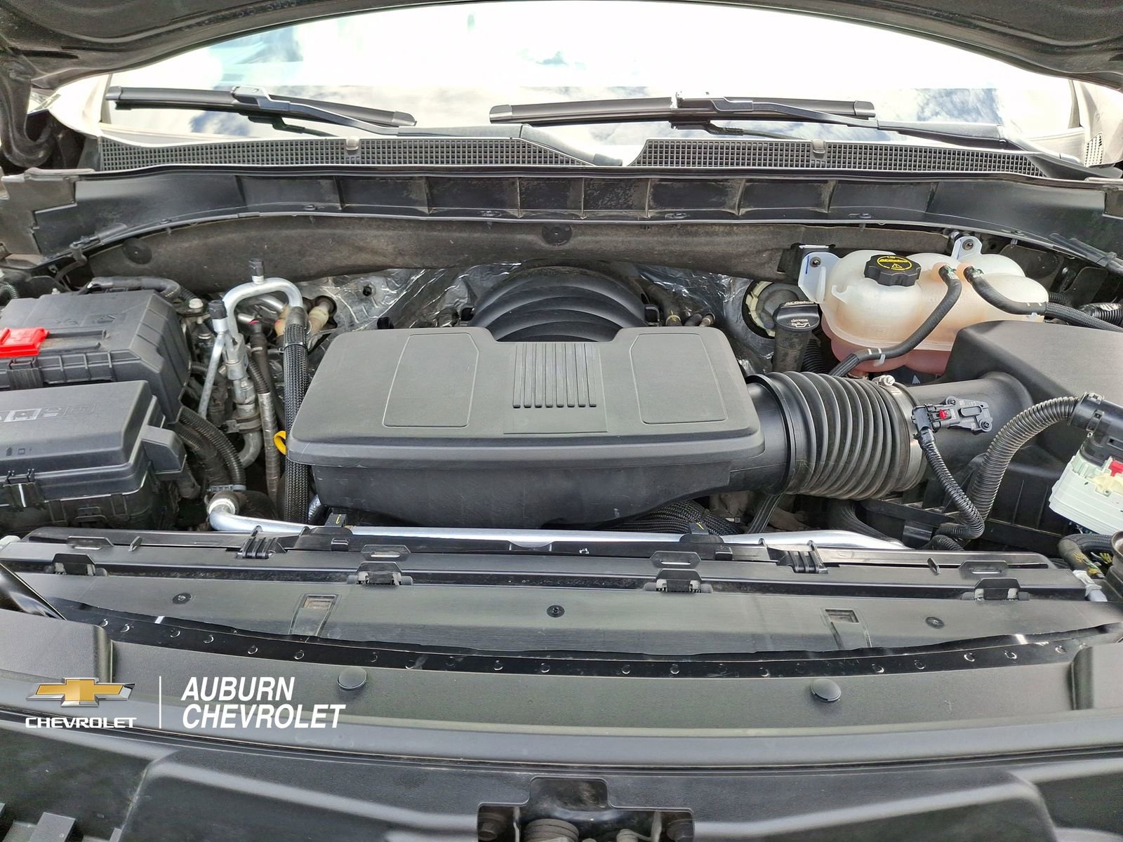 Certified 2024 Chevrolet Suburban LT AWD/4WD image 27