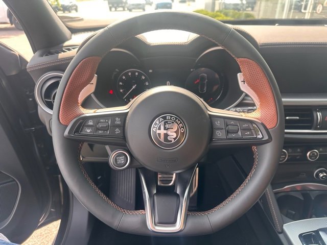New 2025 Alfa Romeo Stelvio Sprint image 11