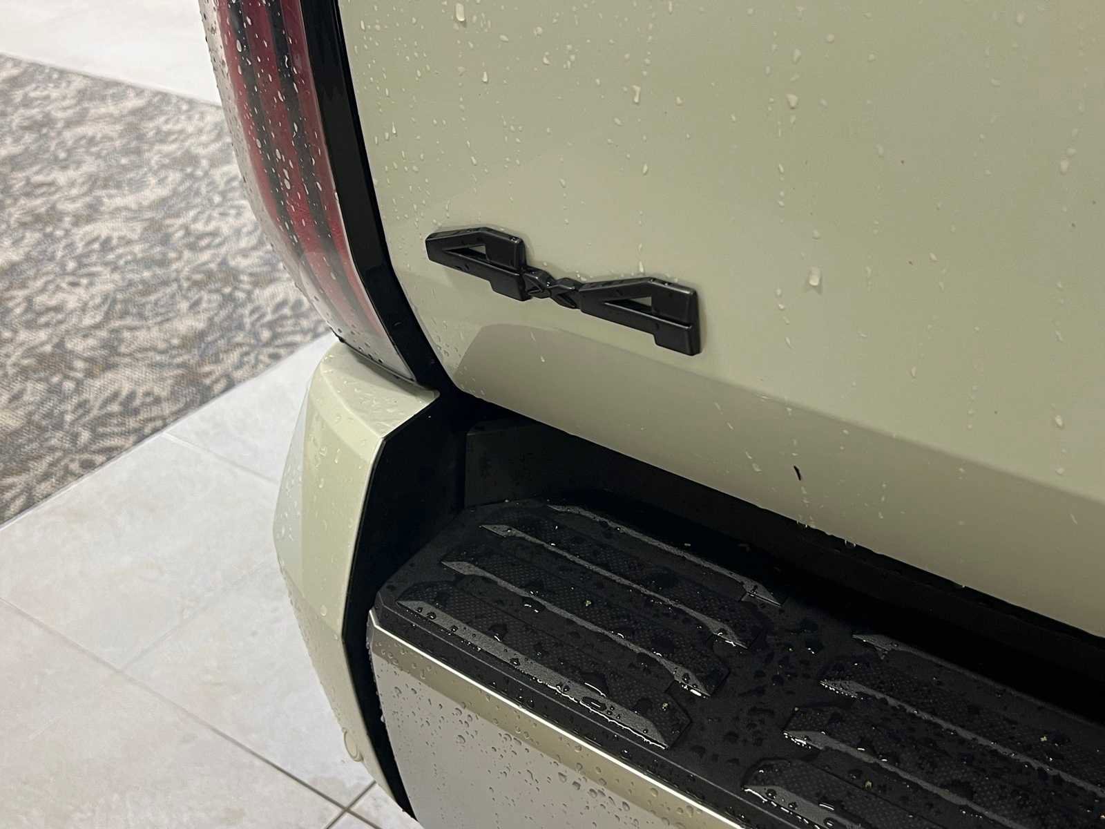 Used 2023 Toyota Tundra Limited image 6