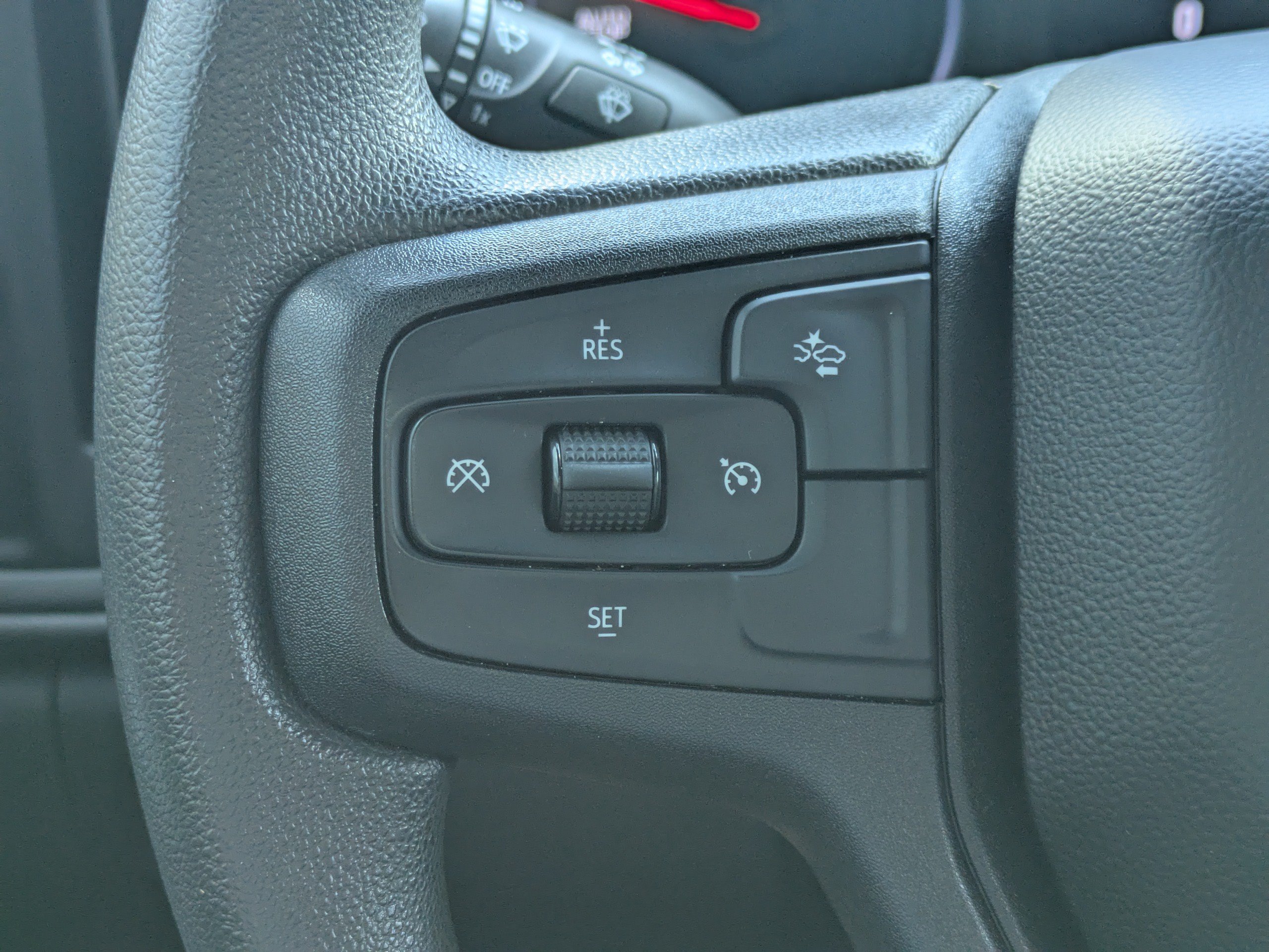 Used 2023 Chevrolet Silverado 1500 Custom RWD image 22