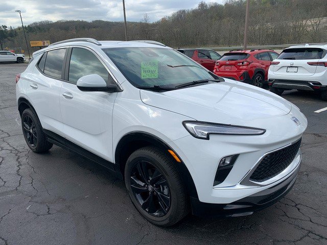 Certified 2024 Buick Encore GX Sport Touring image 8