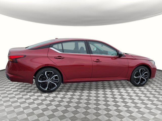 New 2025 Nissan Altima 2.5 SR image 6