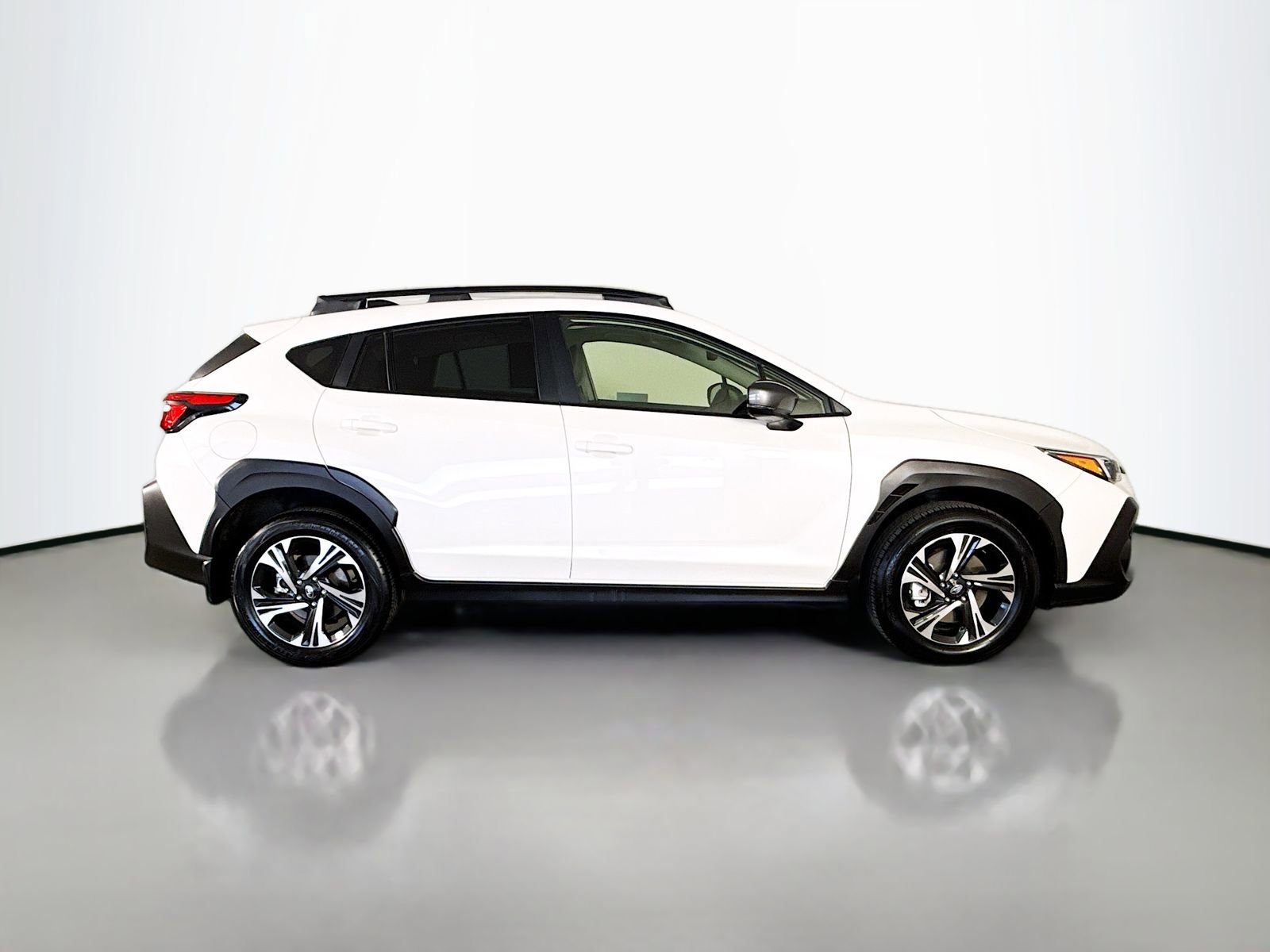 Used 2024 Subaru Crosstrek 2.0i Premium AWD/4WD image 8
