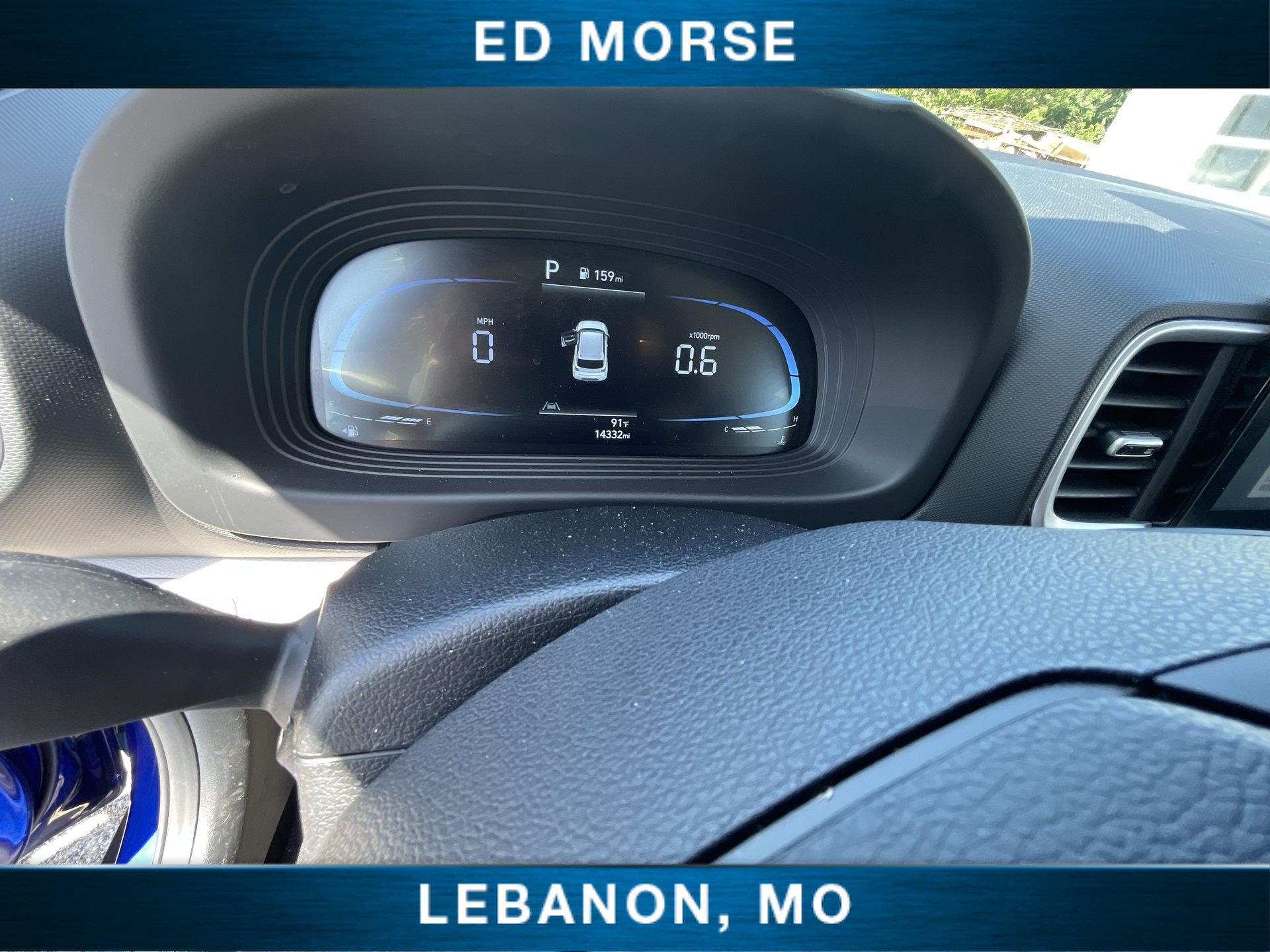 Used 2025 Hyundai Venue SEL FWD image 12
