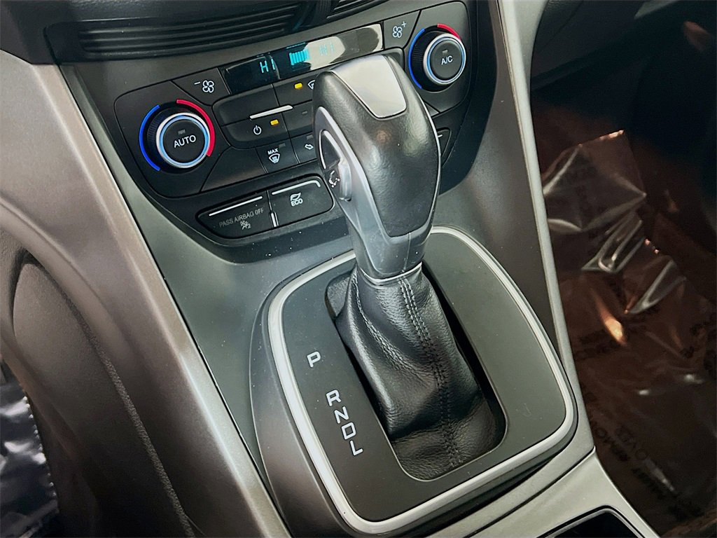 Used 2018 Ford C-MAX SE w/ Equipment Group 201A image 16