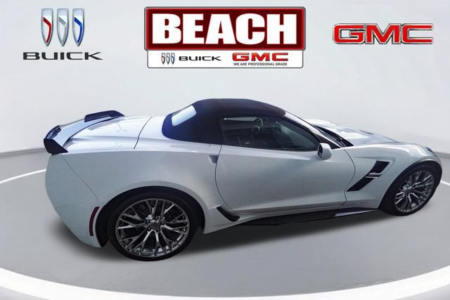 Used 2018 Chevrolet Corvette Grand Sport RWD image 2