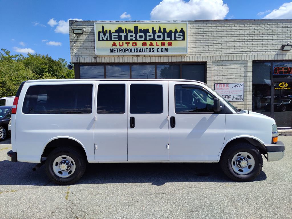 Used 2016 Chevrolet Express 2500 LT w/ LT Preferred Equipment Group image 1