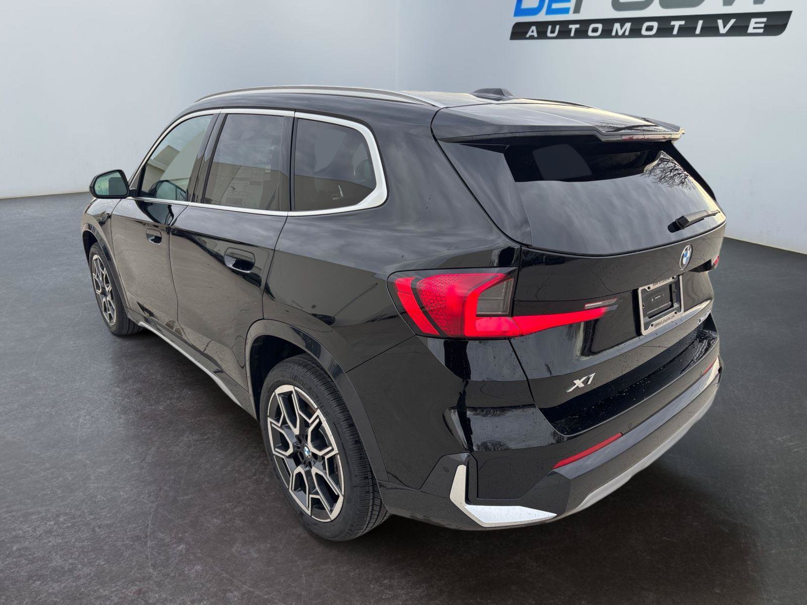 Used 2026 BMW X1 xDrive28i w/ Convenience Package AWD/4WD image 17