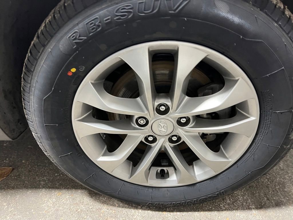 Used 2019 Hyundai Santa Fe SE FWD image 39