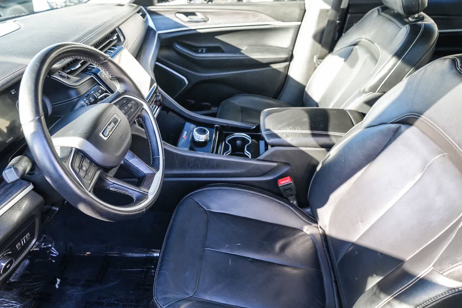 Used 2021 Jeep Grand Cherokee L Limited RWD image 13