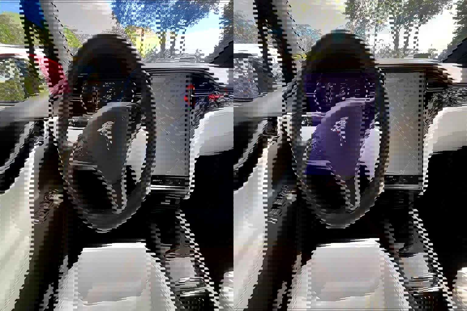 Used 2020 Tesla Model X Long Range image 5