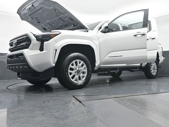 Certified 2025 Toyota Tacoma SR5 image 47