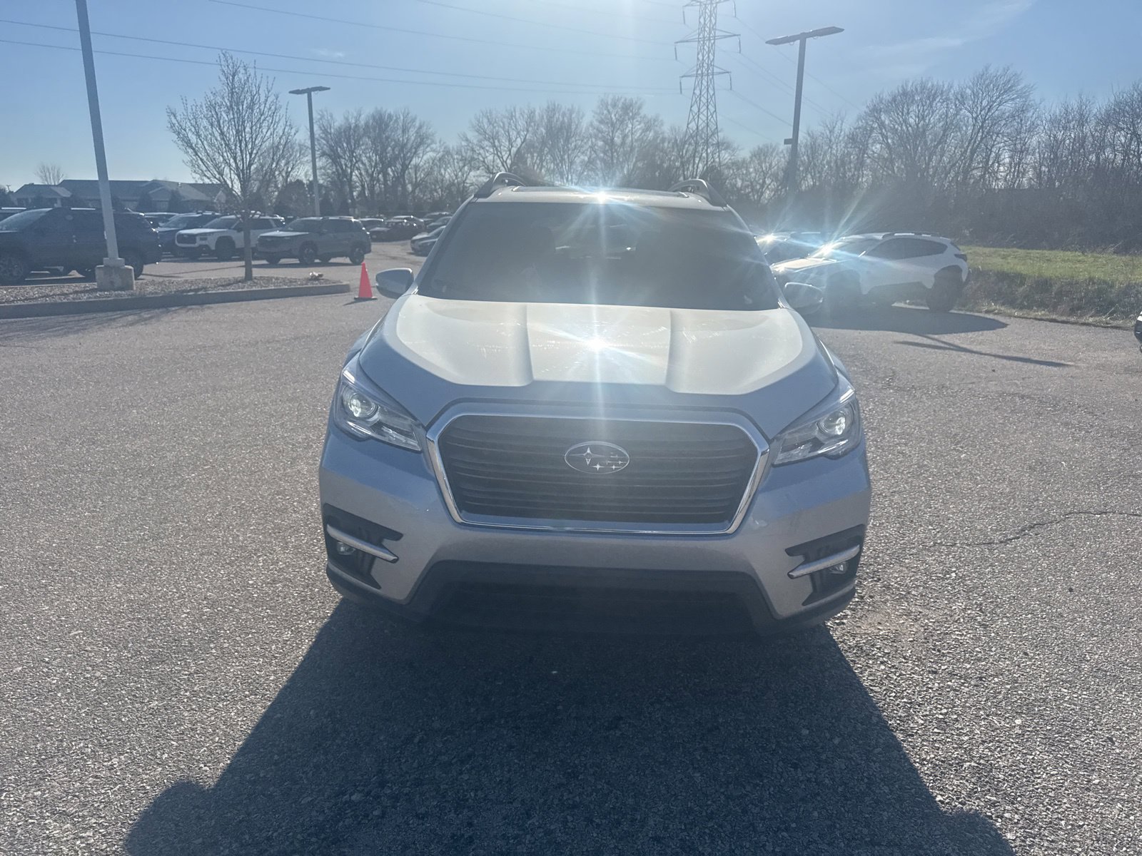 Used 2022 Subaru Ascent Limited w/ Technology Package AWD/4WD image 3
