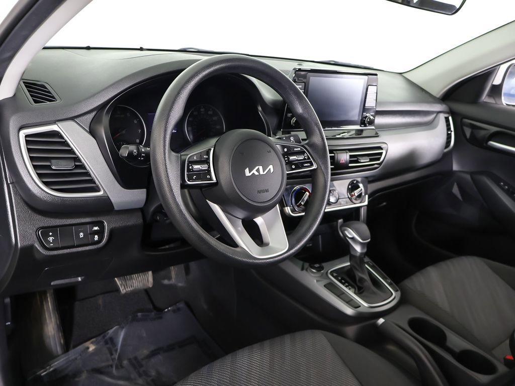 Used 2023 Kia Seltos LX AWD/4WD image 24