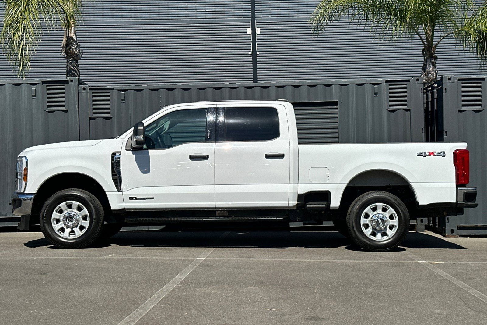 Used 2024 Ford F350 XLT video 2