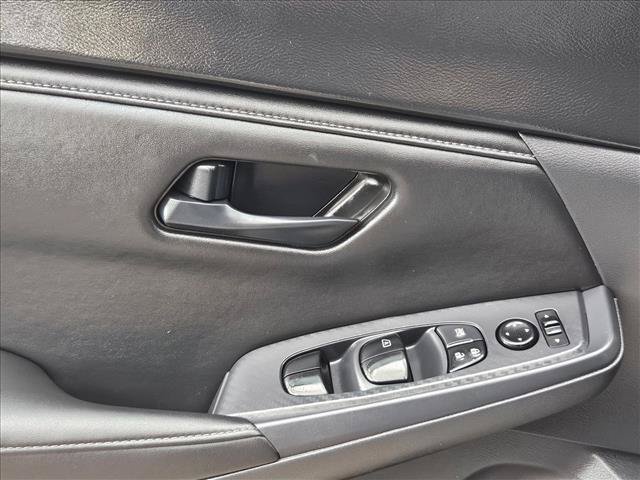 Used 2024 Nissan Sentra S w/ Trunk Package FWD image 27