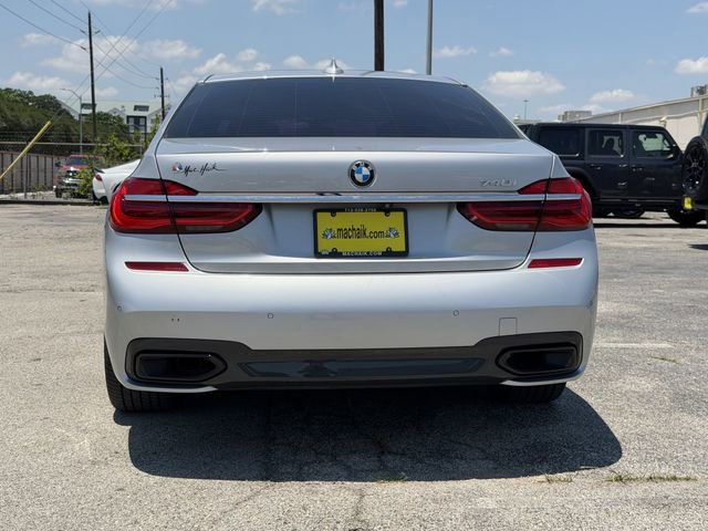 Used 2019 BMW 740i w/ Executive Package RWD image 6
