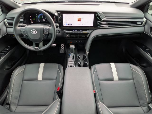 Used 2025 Toyota Camry SE w/ Multimedia Upgrade Package FWD image 13