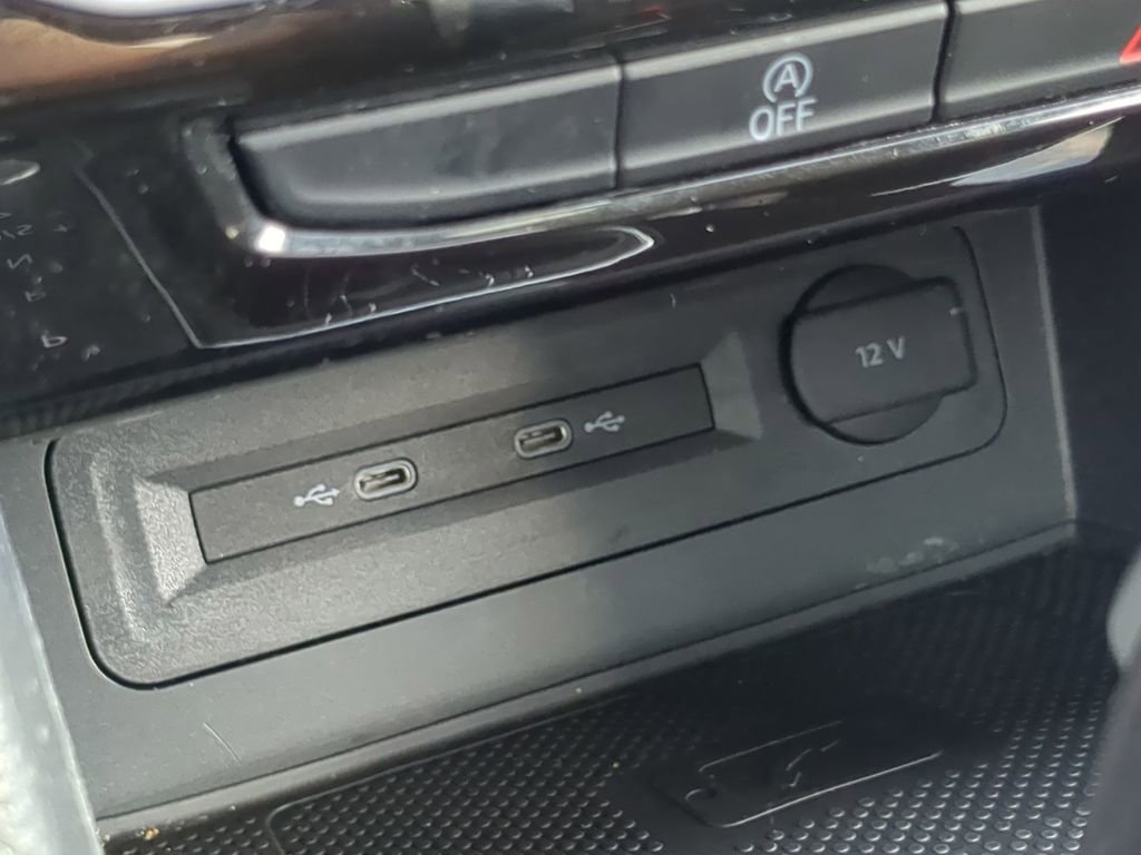 Used 2022 Volkswagen Atlas SEL Premium image 22