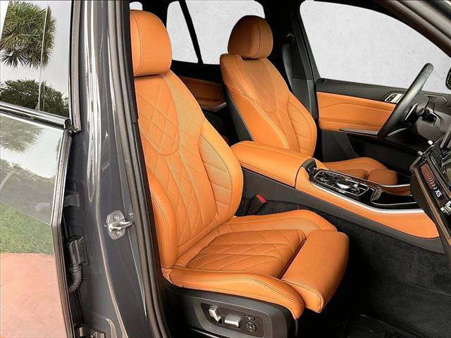 Used 2024 BMW X5 xDrive50e w/ M Sport Package AWD/4WD image 9