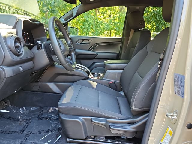 Used 2023 Chevrolet Colorado Trail Boss AWD/4WD image 9