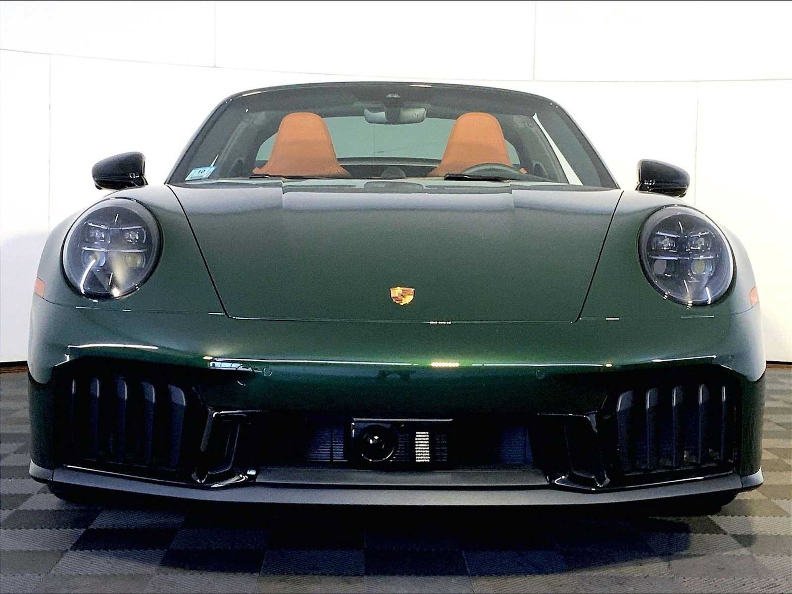 Certified 2026 Porsche 911 Targa 4 GTS AWD/4WD image 10