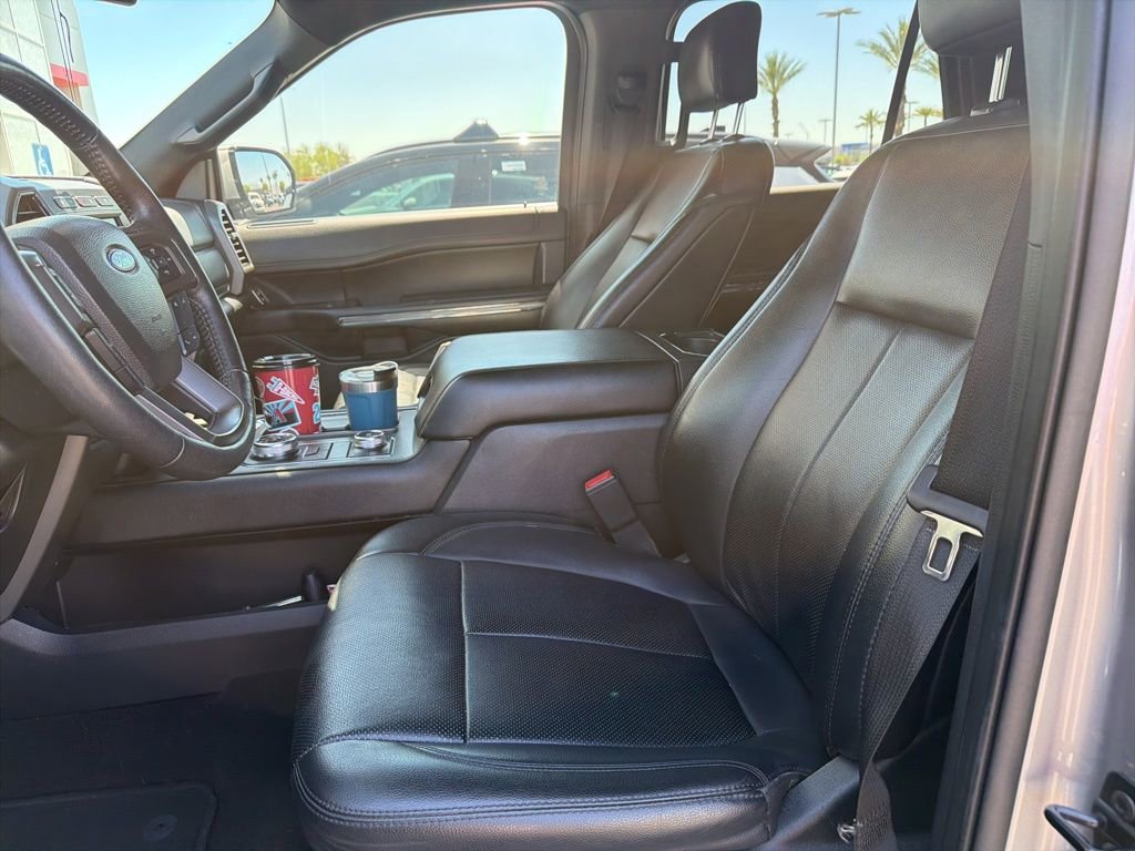 Used 2020 Ford Expedition XLT w/ Equipment Group 202A image 12