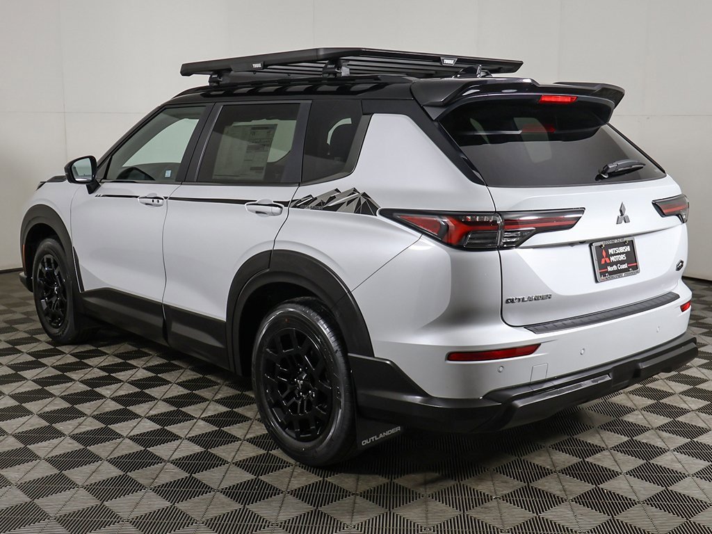 New 2025 Mitsubishi Outlander Trail Edition image 12