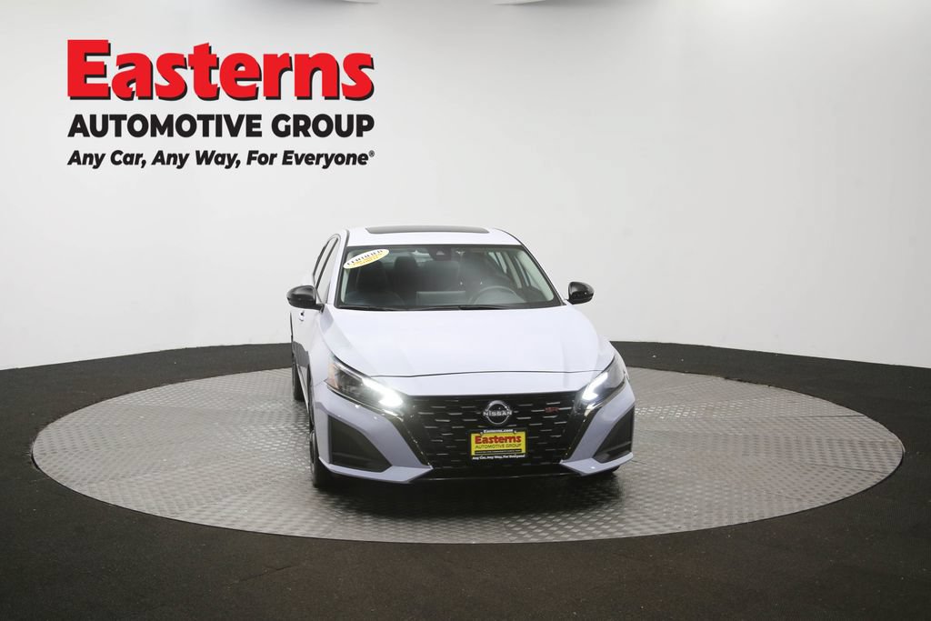 Used 2023 Nissan Altima 2.5 SR w/ SR Premium Package FWD image 53