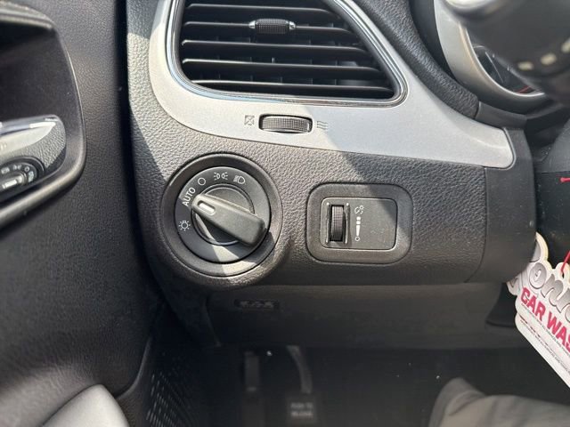 Used 2018 Dodge Journey SE FWD image 20