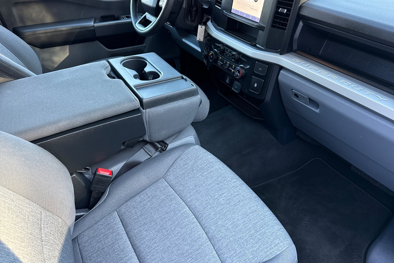 Certified 2024 Ford F250 XL w/ STX Appearance Package AWD/4WD image 17